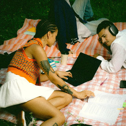 35mm Film Camera | Black - Black